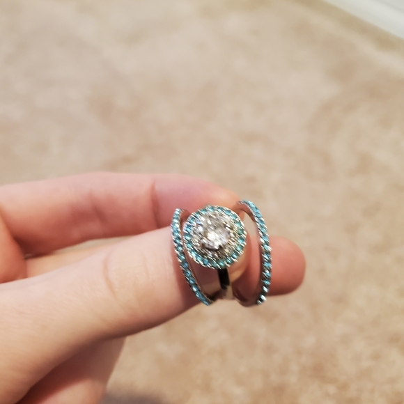 Teal light blue 3 piece ring size 7 - Picture 4 of 5